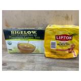 Bigelow Green Tea and Lipton Black Tea Set