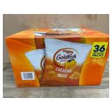 Goldfish Cheddar Snack Packs Box