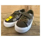 Camouflage Pattern Velcro Shoes Size 8