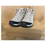 Womenï¿½s Moab 3 Mid WP Hiking Shoes