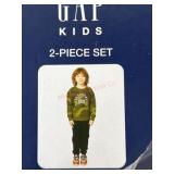 Gap Kids 2-Piece Outfit Set in Size 4T