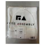 White Free Assembly Hat and Scarf Set