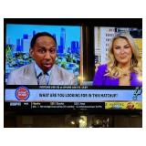 Samsung 55 inch TV with wall mount buyer is