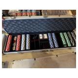 Poker chips set in case