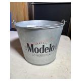 1- Modelo beer bucket