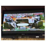 Panasonic. 55 inch TV with wall mount Buyer is