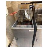 Krowne gas deep fryer. Model 40