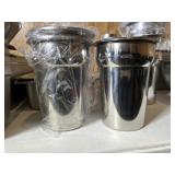 2- Stainless 2.5 quart inserts with lids