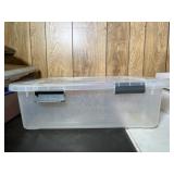 Large storage tote with flip lock lid