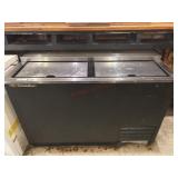 True Underbar 50 inch slide door cooler