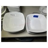 Lot of 16 salad bowls