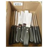 Lot of 12 steak knives