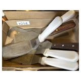 Lot of 6 meat spatulas