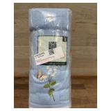 Blue Decorative Towel Set With Floral Design