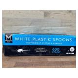 600 White Plastic Spoons