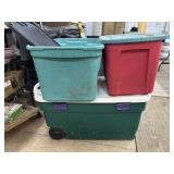 3- Various size totes with mixmatch lids, one