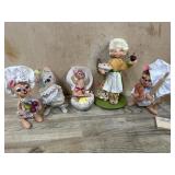 Flat of 5 Annalee dolls with baked goods and