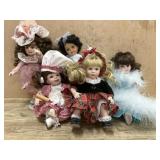 Flat of  5 Marie Osmond 9 inch dolls  one in