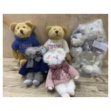 Flat with 6 Boyds Bears all dressed in sweaters