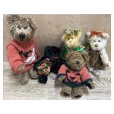 5- Boyds Bears 8 and 10 inch bears in halloween