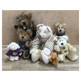 Flat of 6 Boyds Bears some dressed in denim