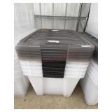 Set of five latching totes with lids one lid has