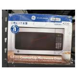 GE 1.1 cu ft countertop microwave oven