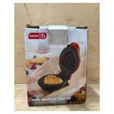 Dash Heart Mini Waffle Maker