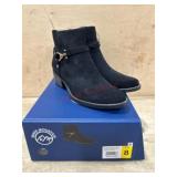 Size 8 White Mountain Black Ankle Boots with Box