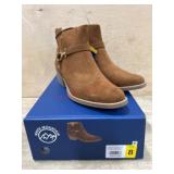 White Mountain Ankle Boots Size 8