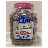 Utz Mini Twists Pretzels in Plastic Jar