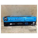 600 White Plastic Spoons