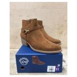 Brown White Mountain Ankle Boots, Size 11