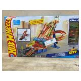 Hot Wheels City Rally Play Set with Cars