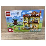 LEGO Bluey Family Home Set 21203