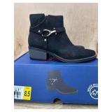 Black Ankle Boots With Side Zipper, Size 8.5