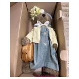 Boyds Bears Uptown collection Olivia Thornbeary