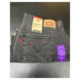 Levi Strauss Mid-Length Shorts in Size 33