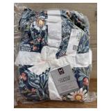 Floral Pattern Lounge Throw Blanket