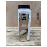 Fine Onion Powder in Plastic Container