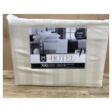 King-Size 700-Thread-Count Egyptian Cotton Sheet S