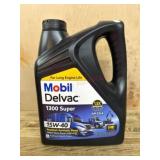 Mobil Delvac 1300 Super 15W-40 Motor Oil