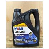 Mobil Delvac 1300 Super 15W-40 Motor Oil