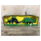 John Deere 3350 Tractor Toy Set in Display Box