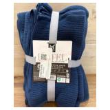 6 Blue Bath and Hand Cloths
