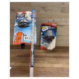 Universal Bulb Changing Kit with Extendable Pole