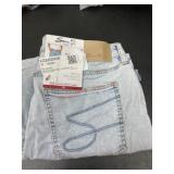 Ladies 14 Mid-Rise Denim Shorts