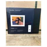Digital Photo Frame with Wi-Fi Connectivity