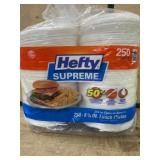 Hefty Supreme 8.75-Inch Lunch Plates, 250-Count
