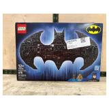 LEGO Batman Batwing Building Set, 678 Pieces